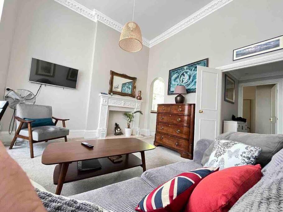 Wonderful Apartment In Earl'S Court 伦敦 外观 照片